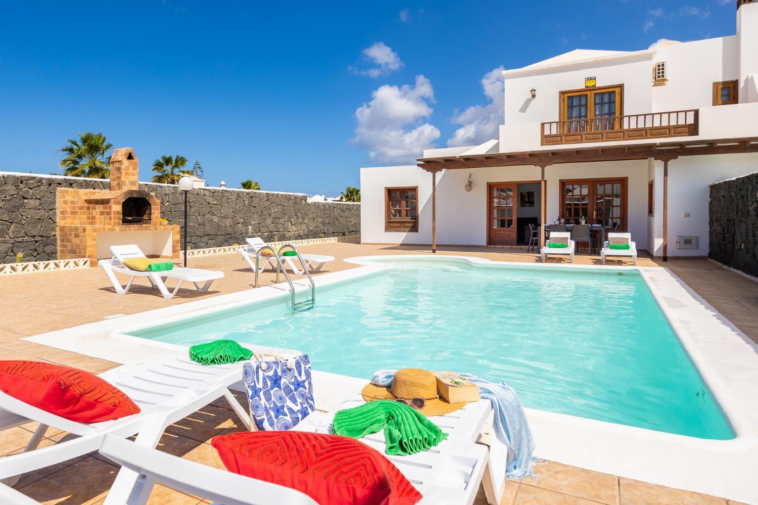 Blanca Villa *
